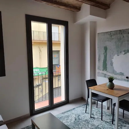 Antic 1 Apartment *